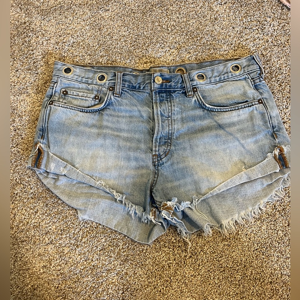 Free People denim shorts size 30